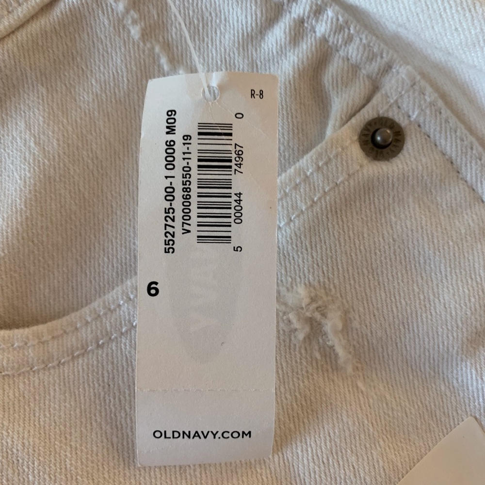 Old Navy white jean shorts